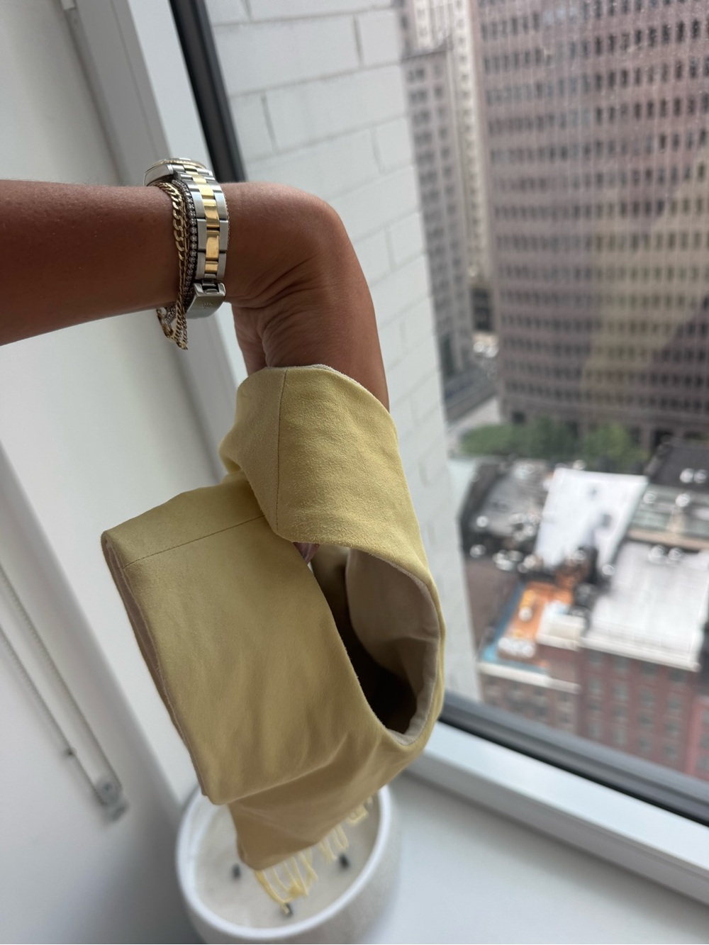 Yellow Fringe Leather Hand Knot bag - Picture 5 of 7